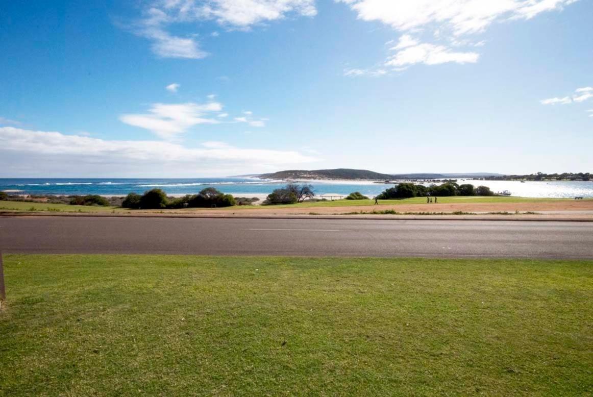 Pelican Shore Oceanfront Villa 6 Kalbarri Exteriér fotografie