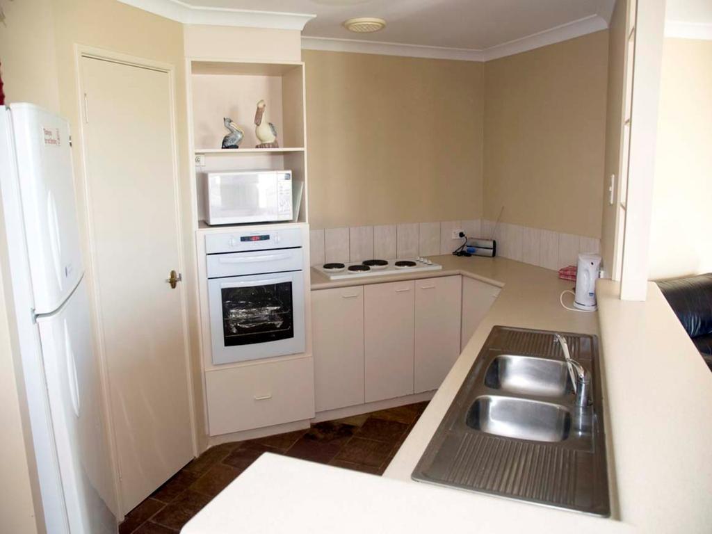 Pelican Shore Oceanfront Villa 6 Kalbarri Pokoj fotografie